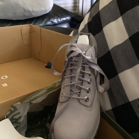 Boots - Picture 2 of 6